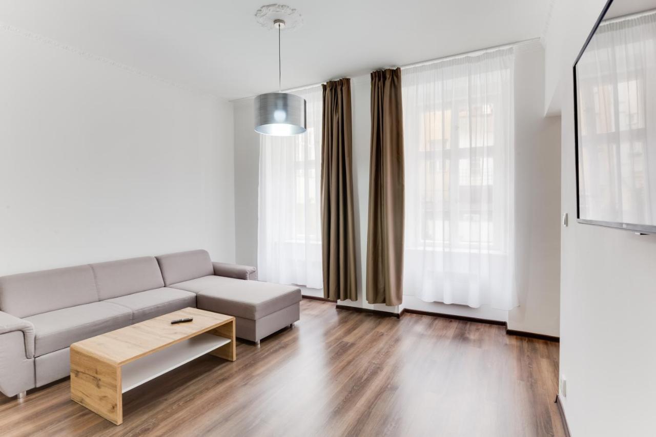 Free Days Luxury Apartment Прага Екстер'єр фото